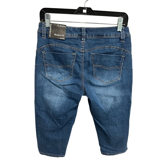 D. Jeans Modern Fit Butt Lifter Capri Blue Denim Sz 6P Classic 5 Pockets NWT - Picture 2 of 10